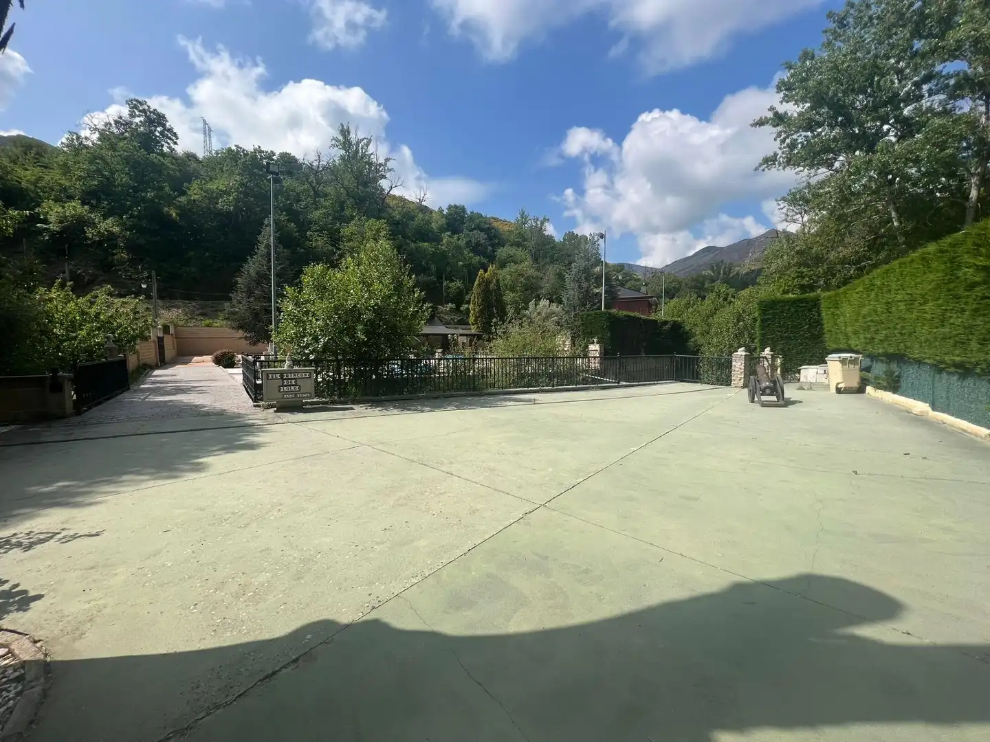 Jardí de Casa o xalet en venda en Ponferrada amb Jardí privat i Moblat
