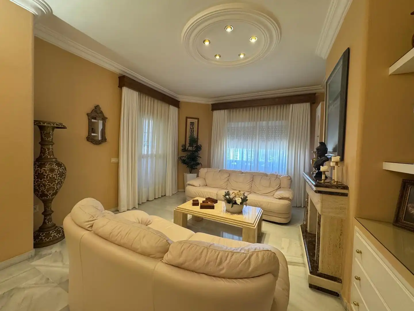 Living room of Flat for sale in Jerez de la Frontera  with Air Conditioner, Private garden and Terrace
