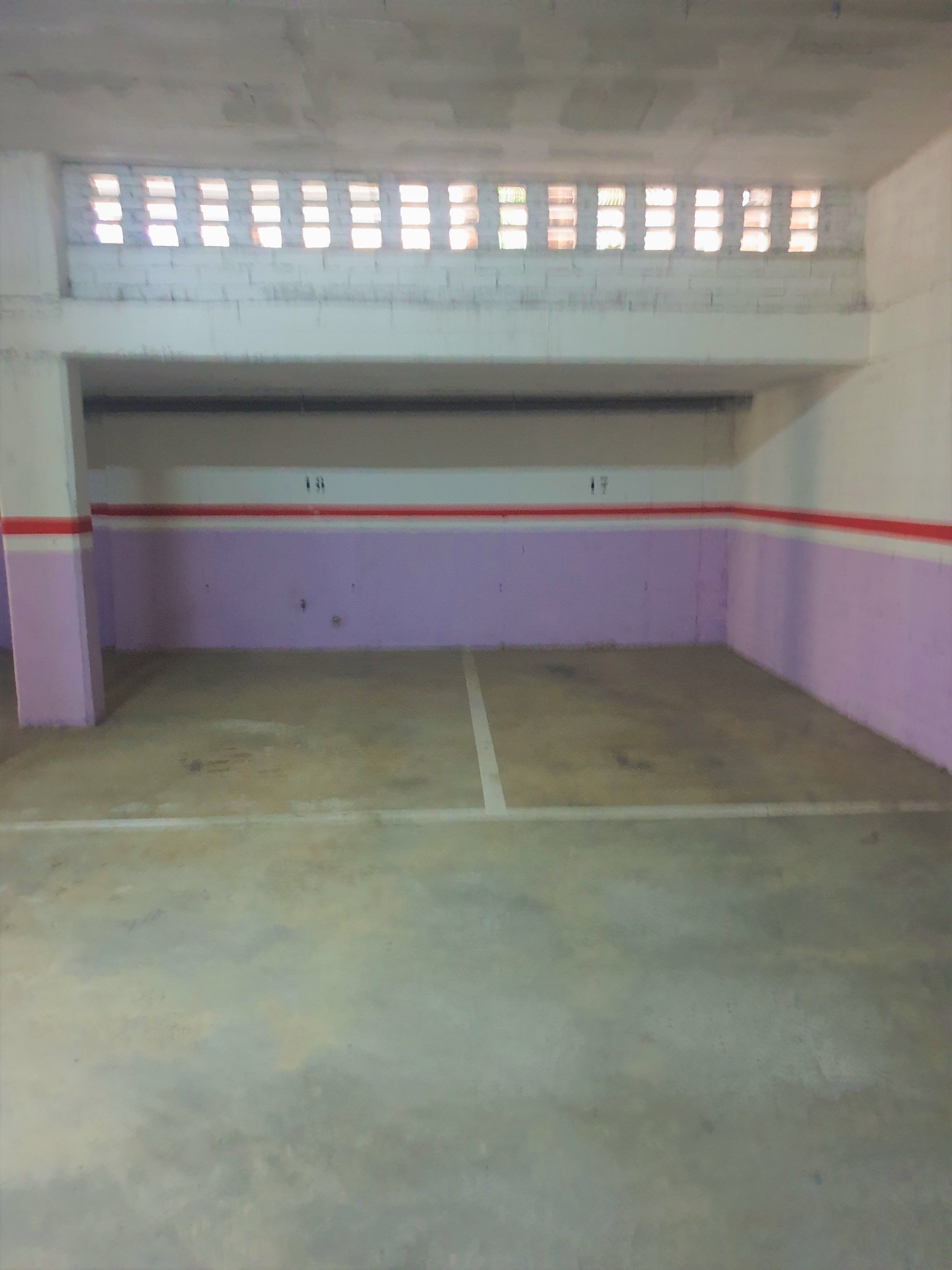 Garatge de lloguer a Carrer Estanislau Abadal, Mas Rampinyo - Montcada Nova - Carrerada