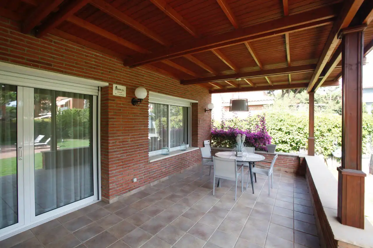Terraza de Casa o chalet en venta en Gavà con Aire acondicionado, Calefacción y Jardín privado