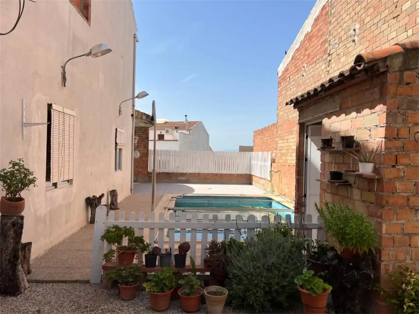 Piscina de Casa adosada en venda en Begíjar amb Jardí privat, Traster i Piscina