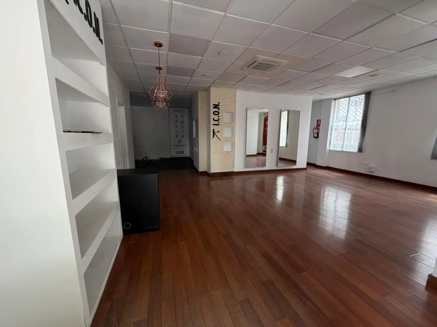 Local de alquiler en San Cristóbal de la Laguna con Aire acondicionado, Parquet y Alarma