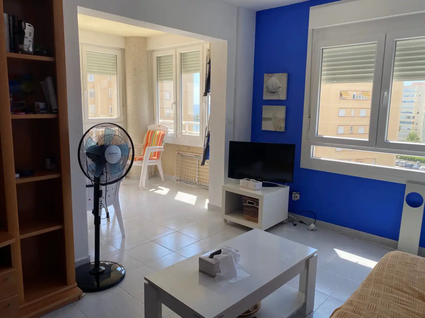 Sala d'estar de Pis de lloguer en Alicante / Alacant amb Moblat, Forn i Rentadora