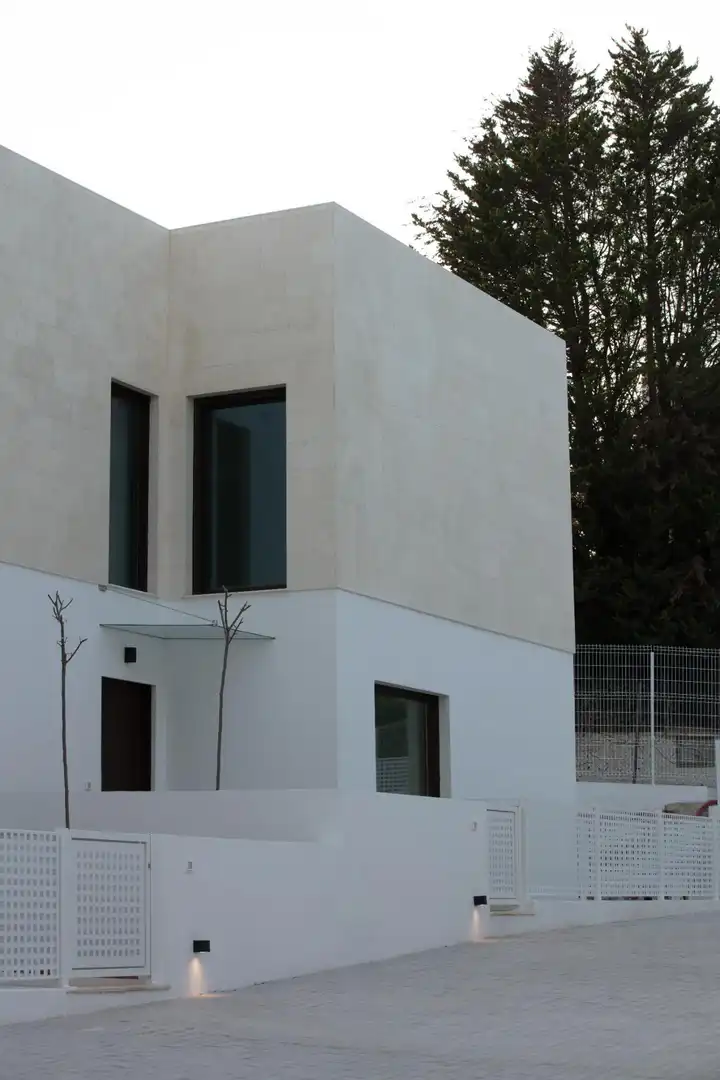 Vista exterior de Casa adosada de alquiler en Rocafort con Aire acondicionado, Calefacción y Jardín privado