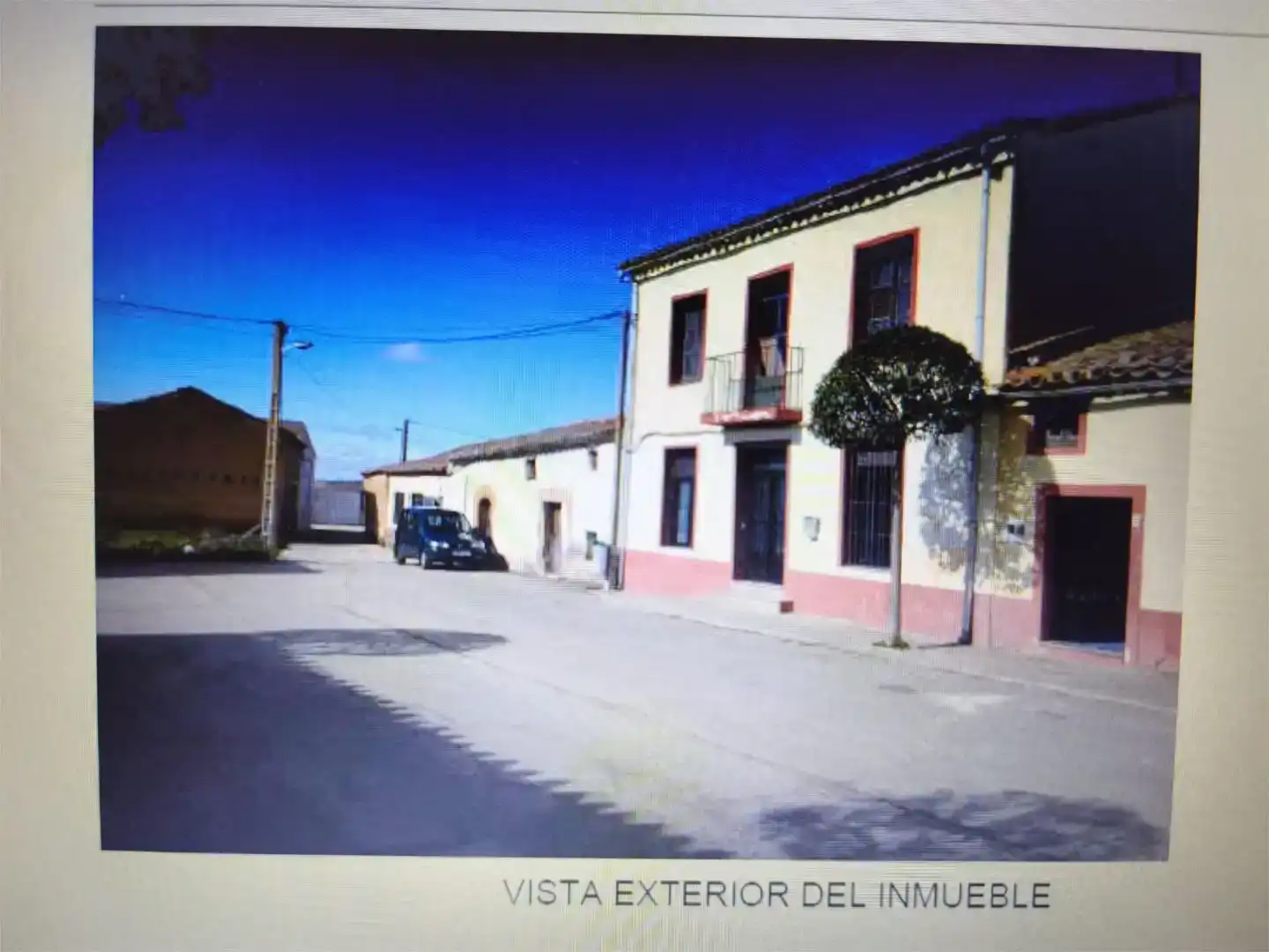 Vista exterior de Casa adosada en venda en Molacillos amb Traster i Moblat