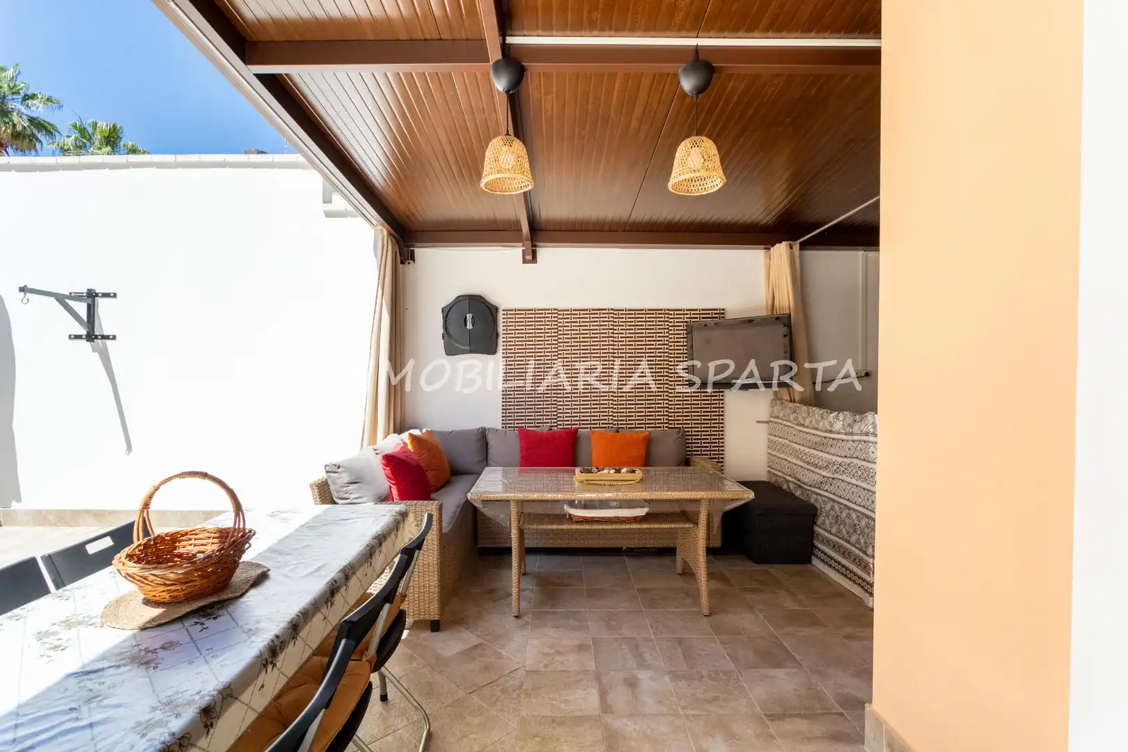 Terraza de Casa adosada en venta en Villanueva del Ariscal con Aire acondicionado, Calefacción y Jardín privado