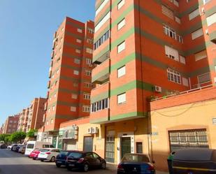 Exterior view of Flat for sale in  Almería Capital  with Balcony