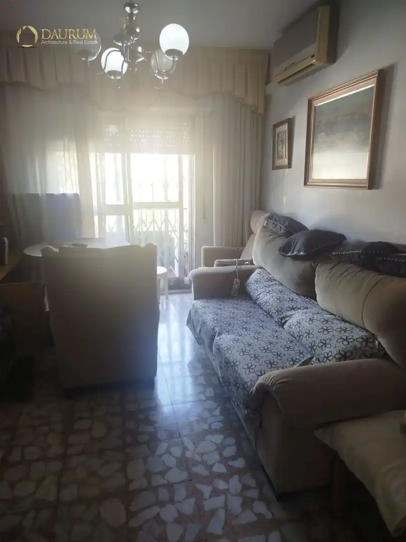 Living room of Houses for sale in Coslada  with Heating, Terrace and Furnished