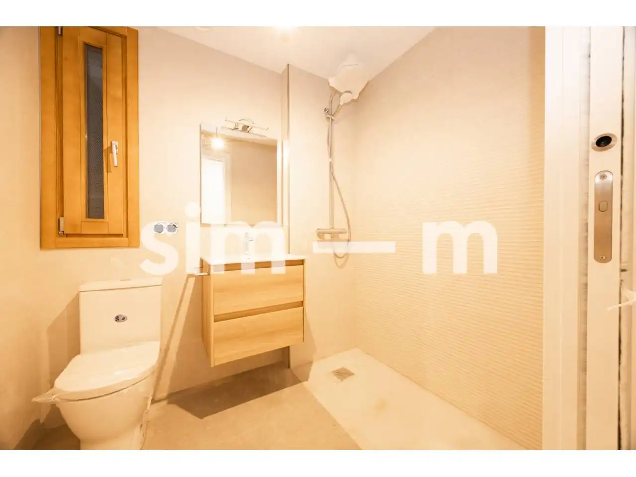 Baño de Piso en venta en Vic con Aire acondicionado, Calefacción y Balcón