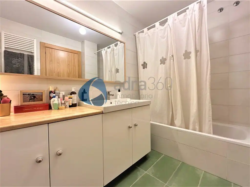 Flat with pool for sale in Marques de Larios, imagen 47