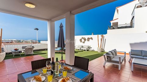 Foto 2 de Apartamento en venta en La Caleta, Adeje