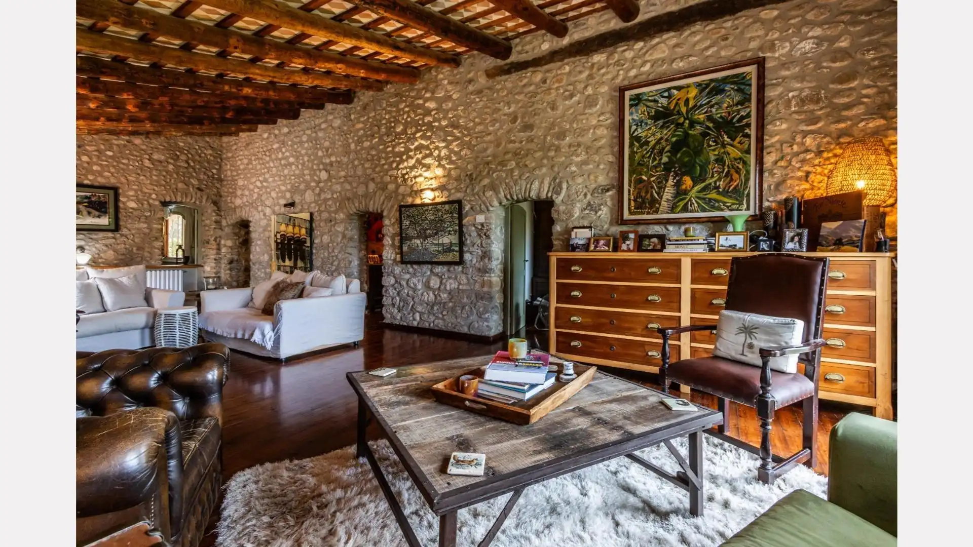 Sala de estar de Finca rústica en venta en Esponellà con Aire acondicionado, Calefacción y Jardín privado