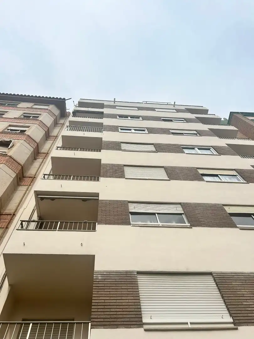 Vista exterior de Pis en venda en Castellón de la Plana / Castelló de la Plana amb Forn, Rentadora i Microones
