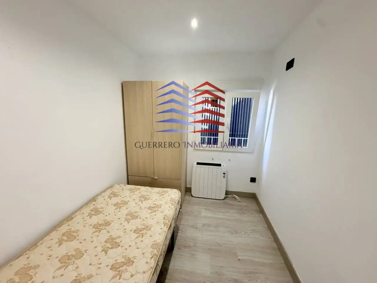 Bedroom of Flat for rent in Ourense Capital   with Heating, Storage room and Furnished
