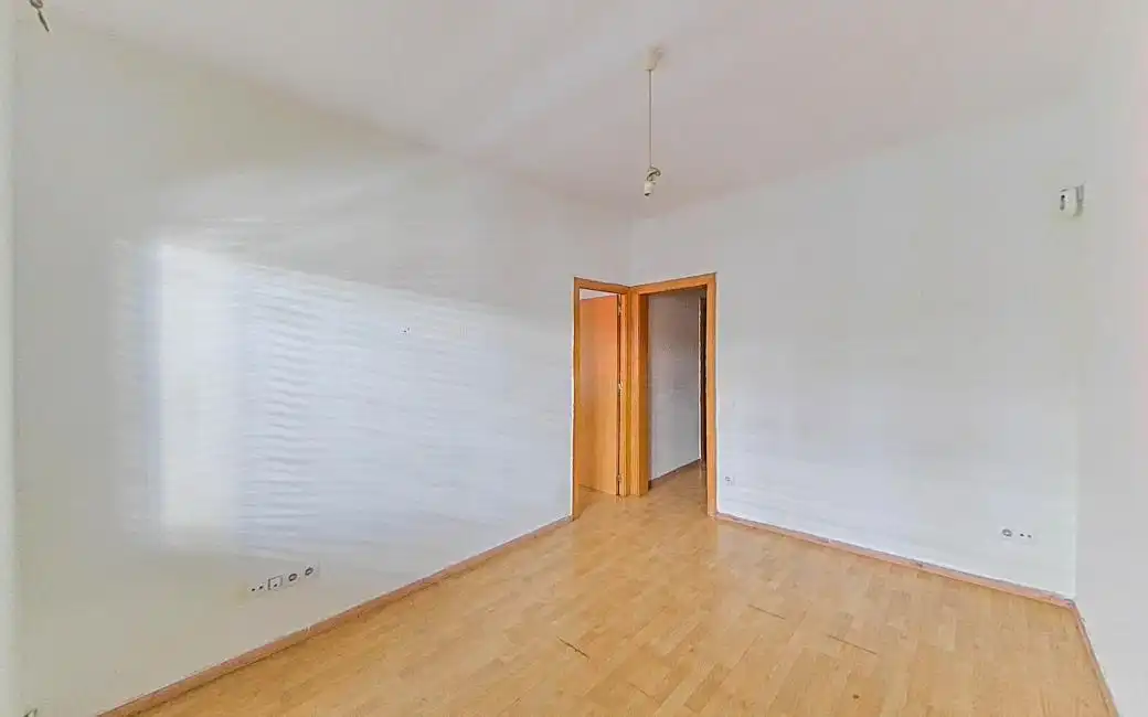 Flat for sale in Sant Andreu, imagen 3