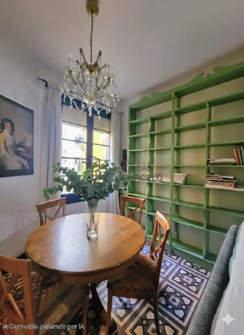 Flat for sale in Paseo Constitución - Las Damas