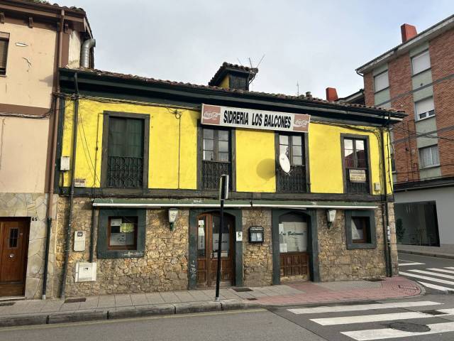 Casa adosada en Venta en Camino Real en Colloto
