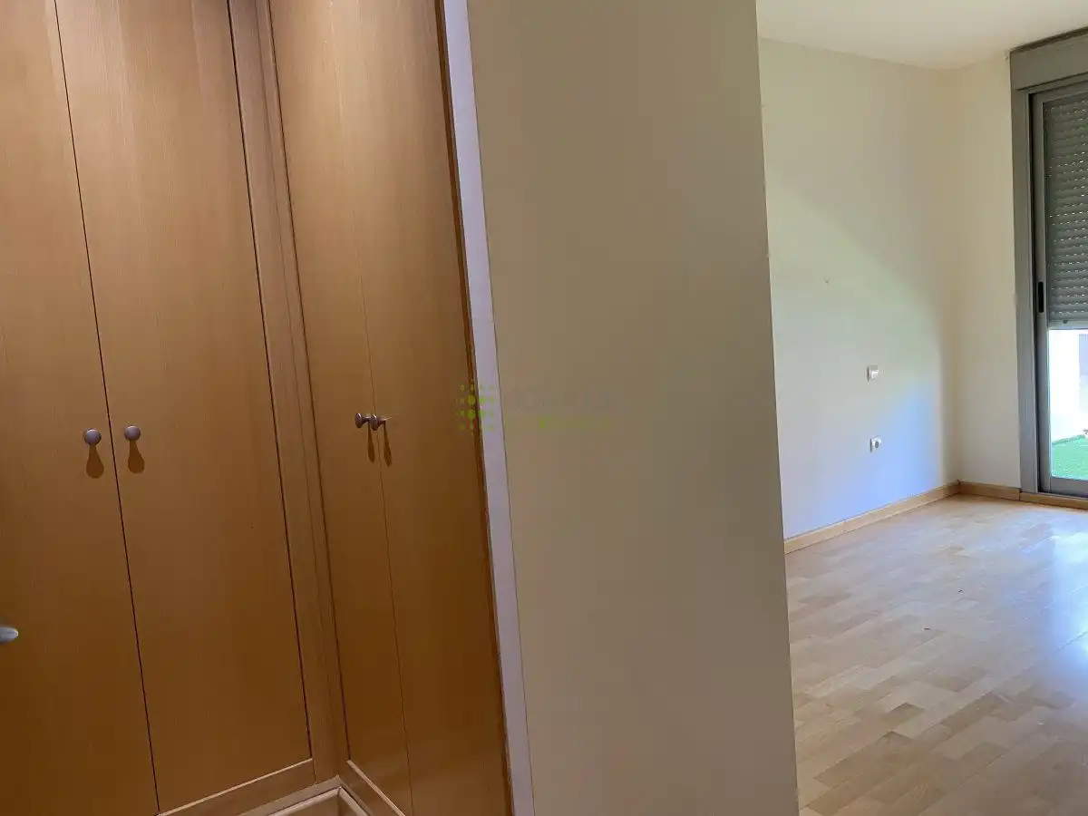 Piso en venta en Bucarest, Rafalafena