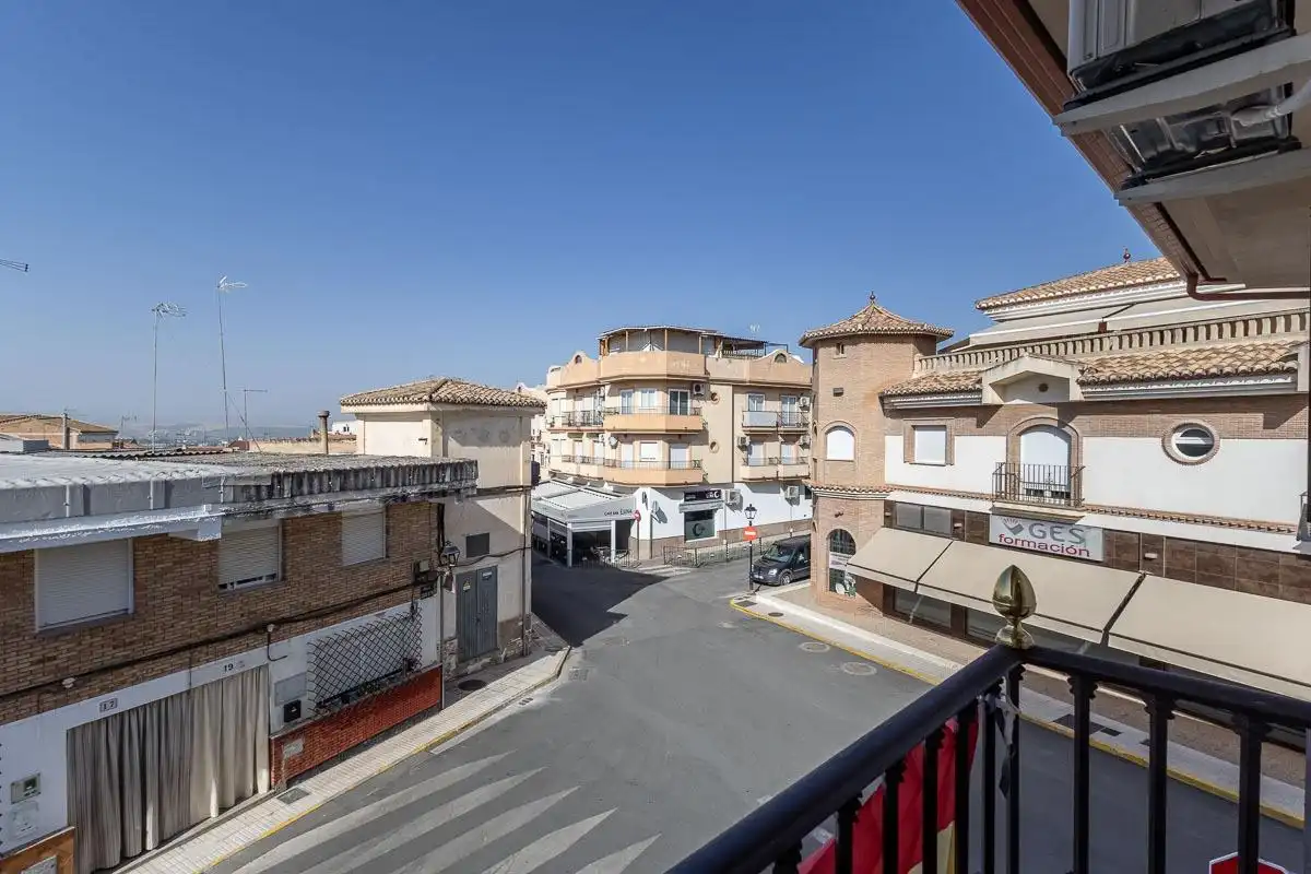 Vista exterior de Casa adosada en venta en Peligros con Aire acondicionado, Calefacción y Terraza