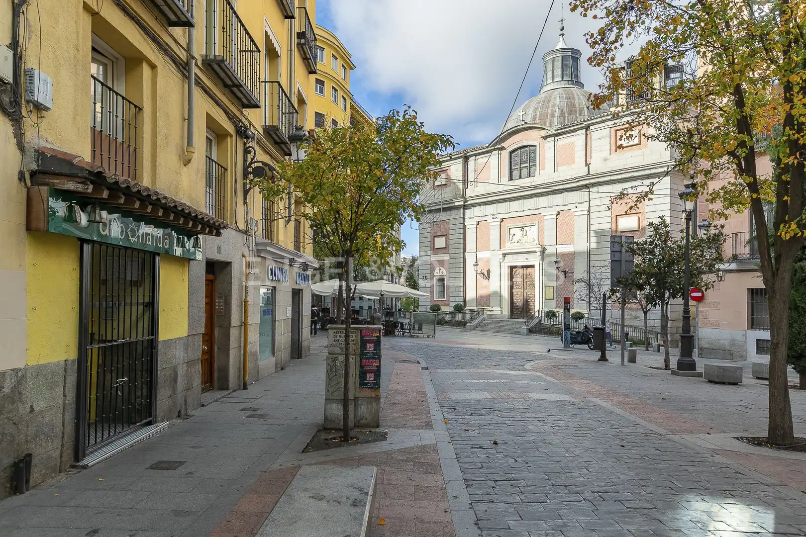 Exterior view of Flat for rent in Madrid  with Air Conditioner, Heating and Pets allowed