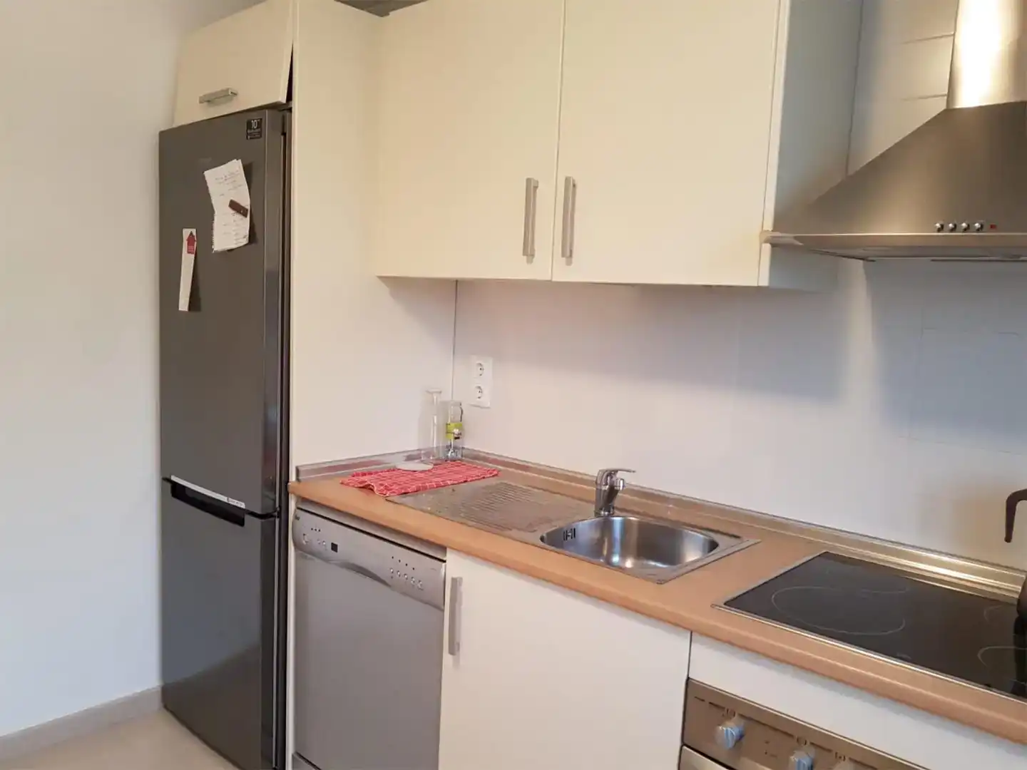 Cuina de Apartament en venda en Murcia amb Aire condicionat, Jardí privat i Parquet