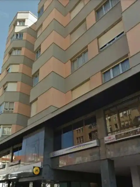 Locale commerciale in vendita a Centro, imagen 2