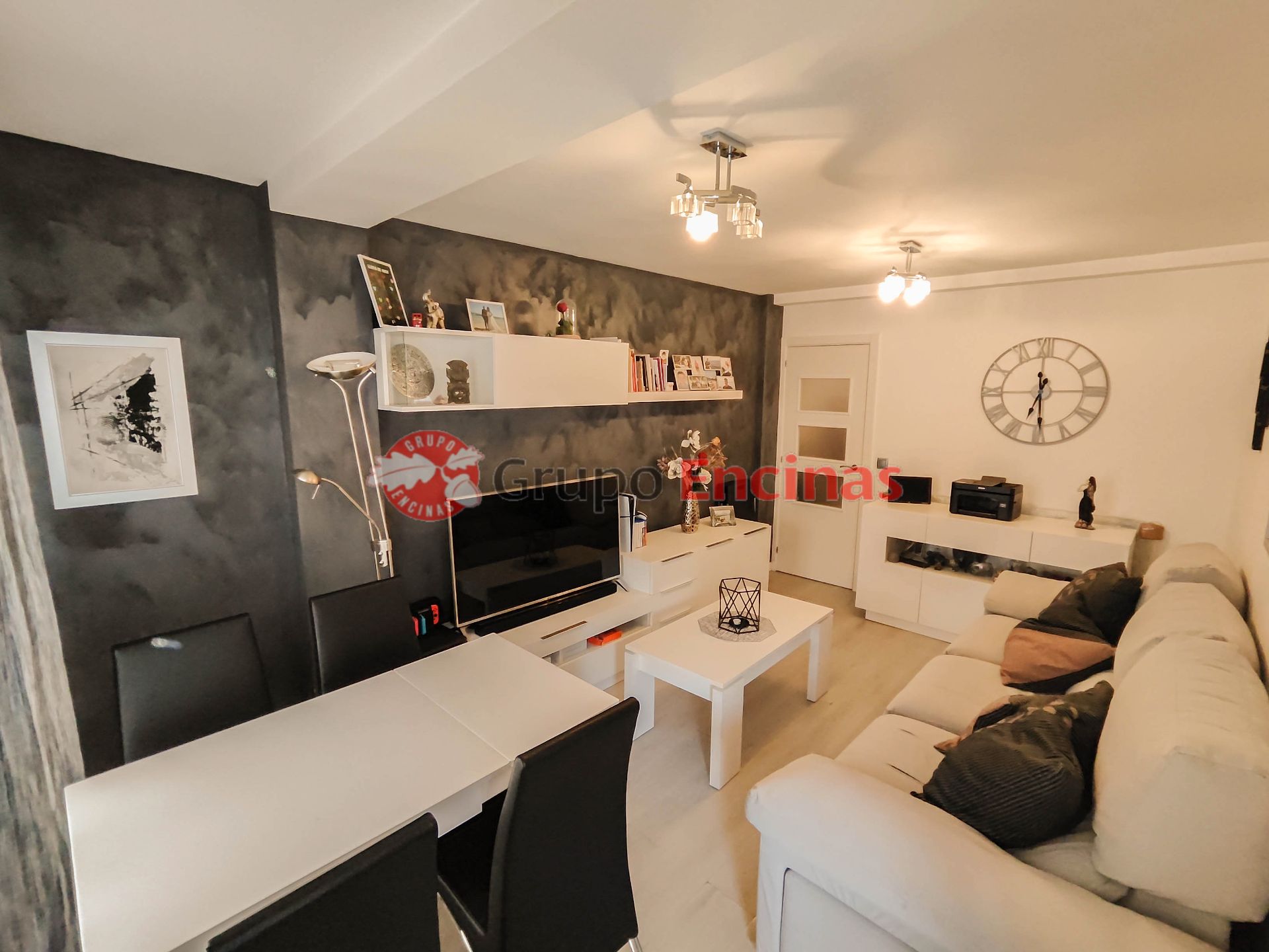 Living room of Flat for sale in Parla  with Air Conditioner, Heating and Terrace