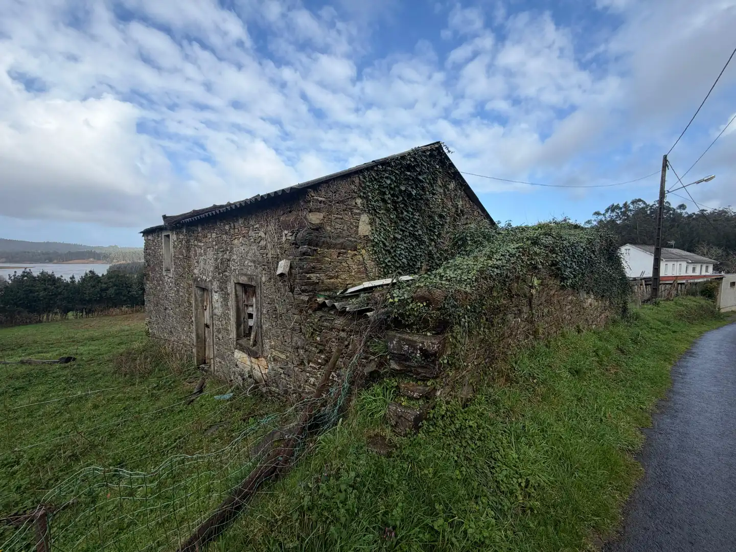 Casa rústica amb jardí en venda a Rúa Bidueiro, imagen 16