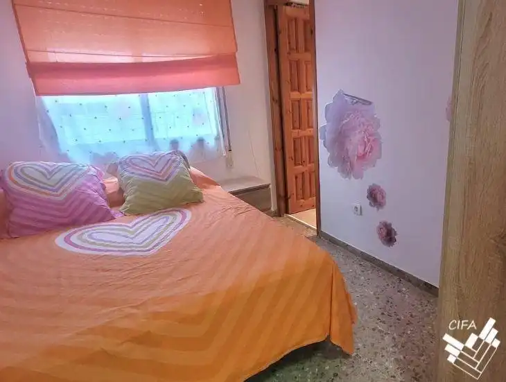 Bedroom of Flat for sale in Casco Urbano