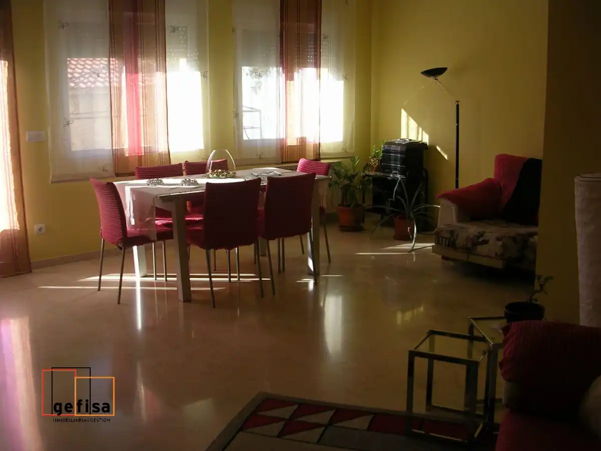 Chalet en venta en FRANCISCO VELA SILLER