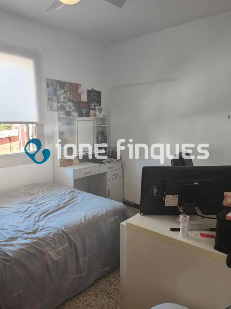 Bedroom of Houses for sale in El Vendrell  with Heating, Terrace and Balcony
