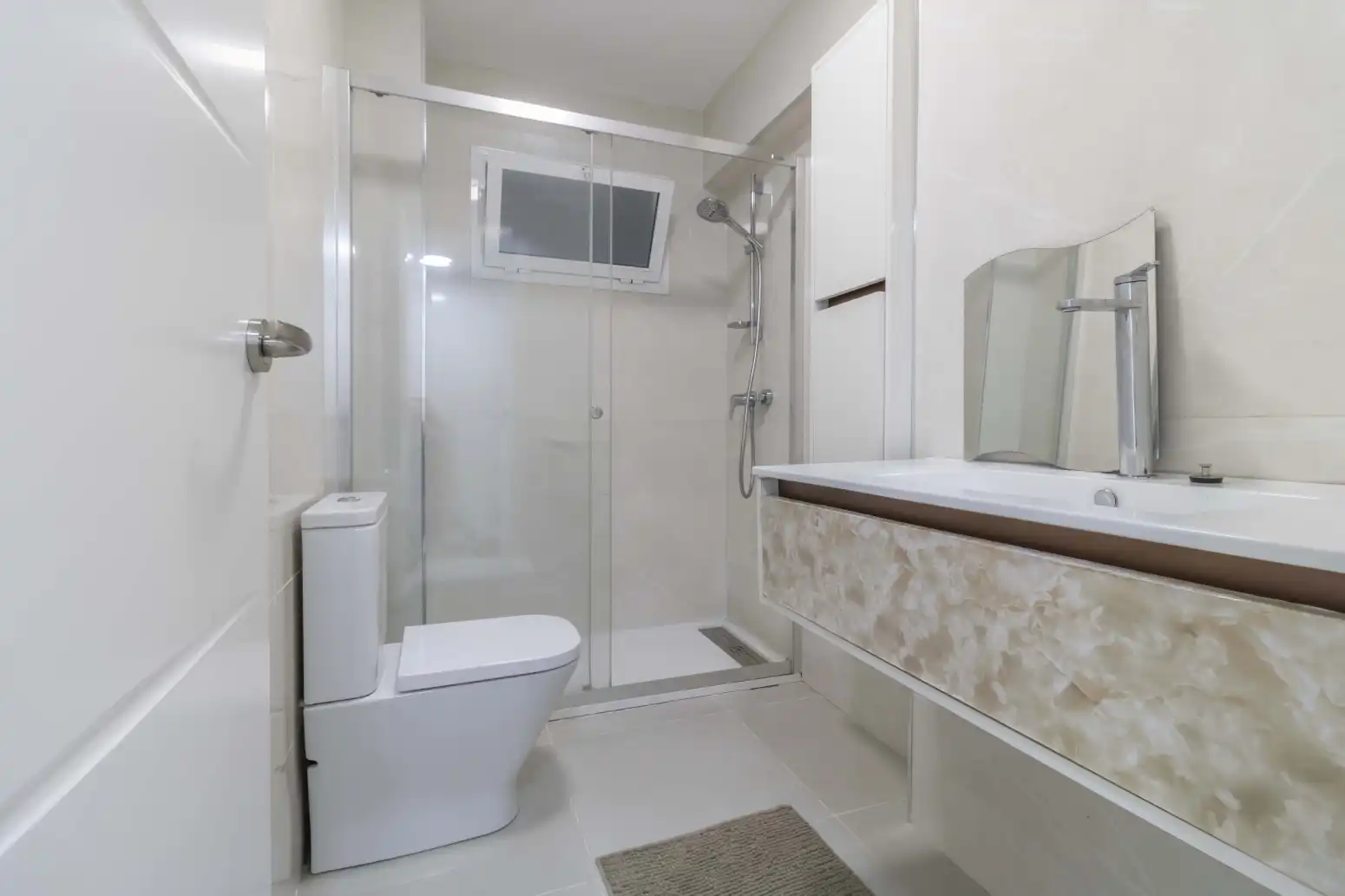 Baño de Piso en venta en Sevilla