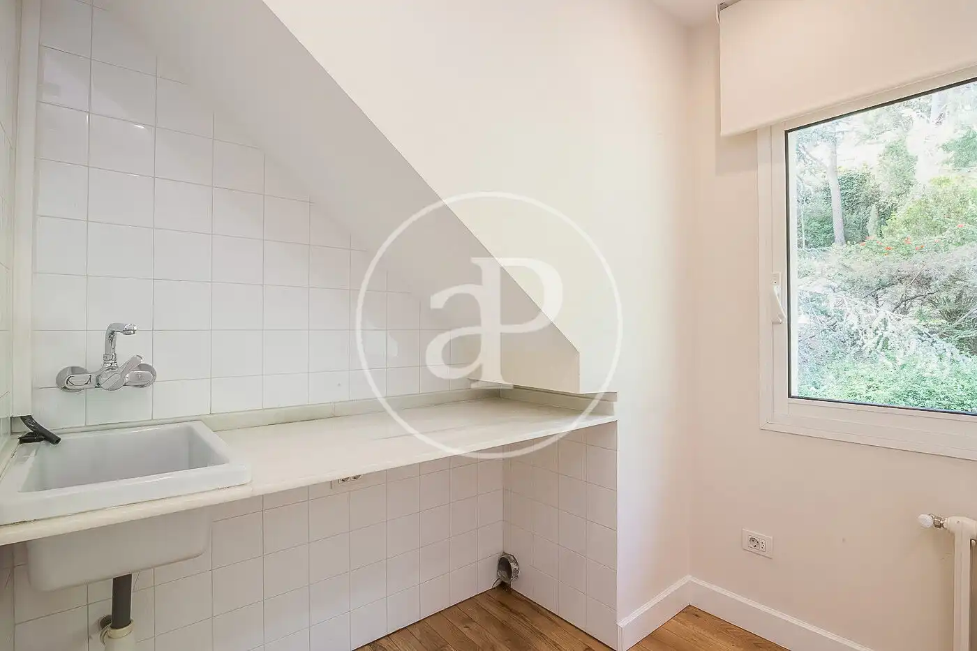 Bedroom of Houses for rent in Barcelona  with Air Conditioner, Heating and Private garden