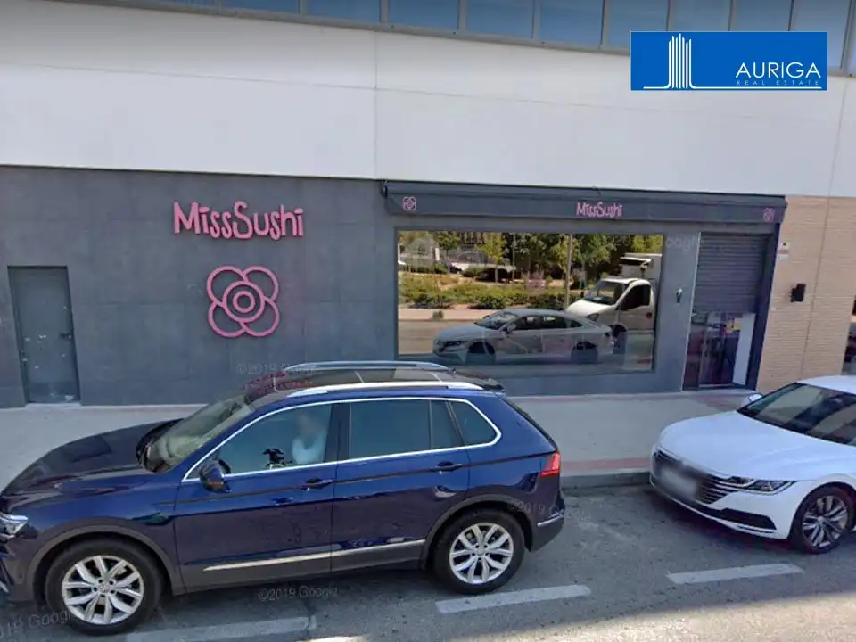 Commercial properties for sale in Madrid  with Air Conditioner