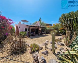 Jardí de Casa o xalet en venda en Cuevas del Almanzora amb Aire condicionat, Jardí privat i Terrassa