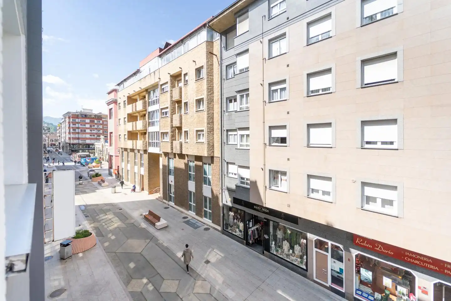 Piso con ascensor en venta en Calle Carreño Miranda, imagen 54