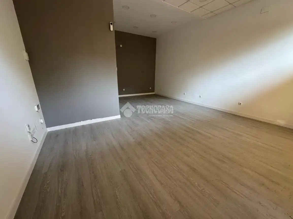 Business premises to rent in Sur, imagen 5