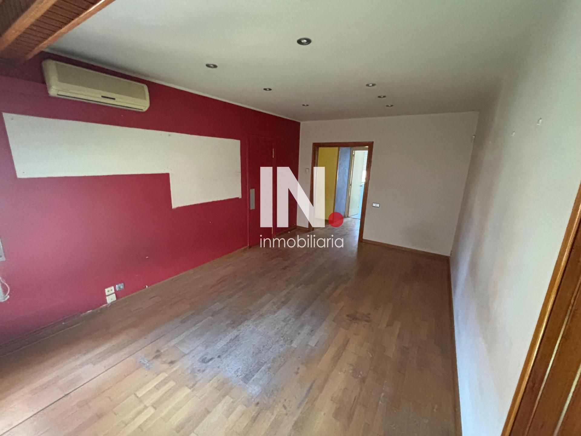 Flat for sale in Alguaire  with Heating