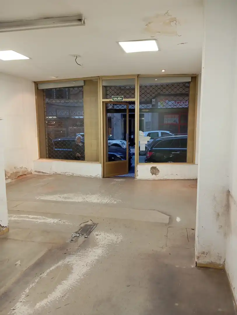 Gewerbefläche zur Miete in Calle Rafael Lucenqui 14