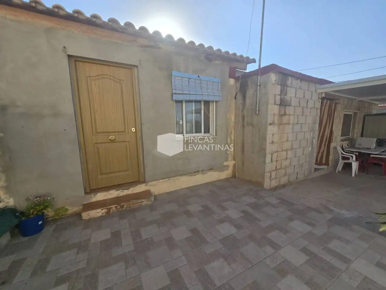 Vista exterior de Casa o xalet en venda en Alicante / Alacant amb Jardí privat, Terrassa i Piscina