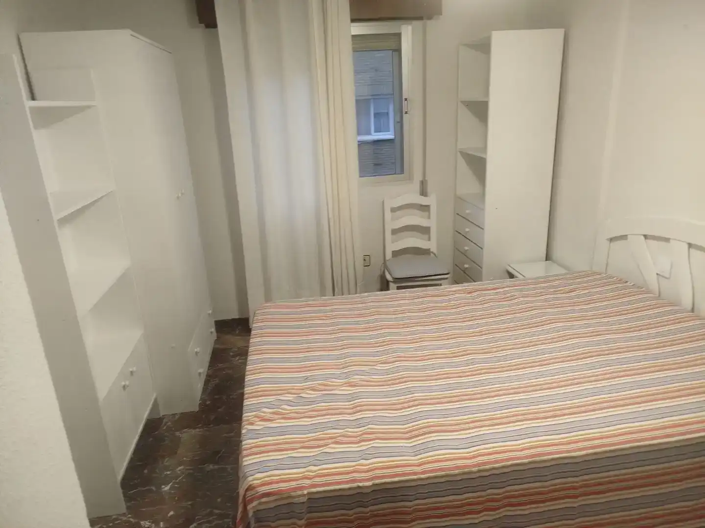 Schlafzimmer von Wohnung zur Miete in  Jaén Capital mit Klimaanlage, Terrasse und Schwimmbad