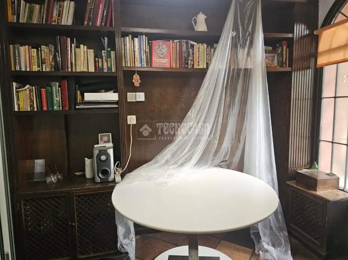 Habitación de Local en venta en Madrid con Aire acondicionado, Calefacción y Terraza