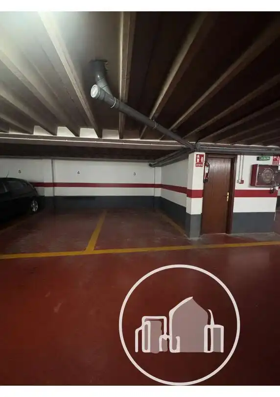 Parking de Garaje de alquiler en Medina de Pomar, Burgos
