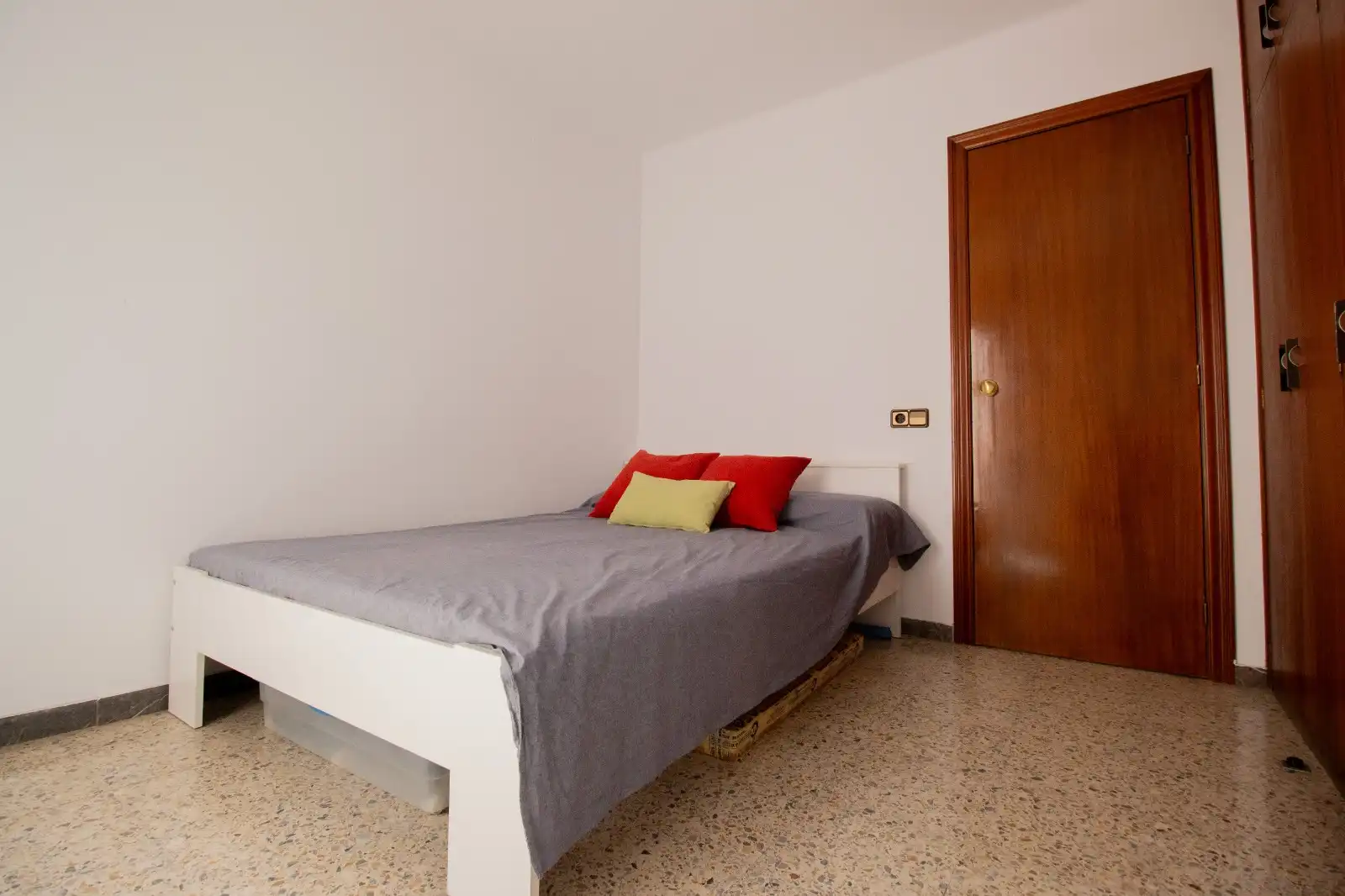 Piso con terraza en venta en Carrer Alfons II, imagen 23