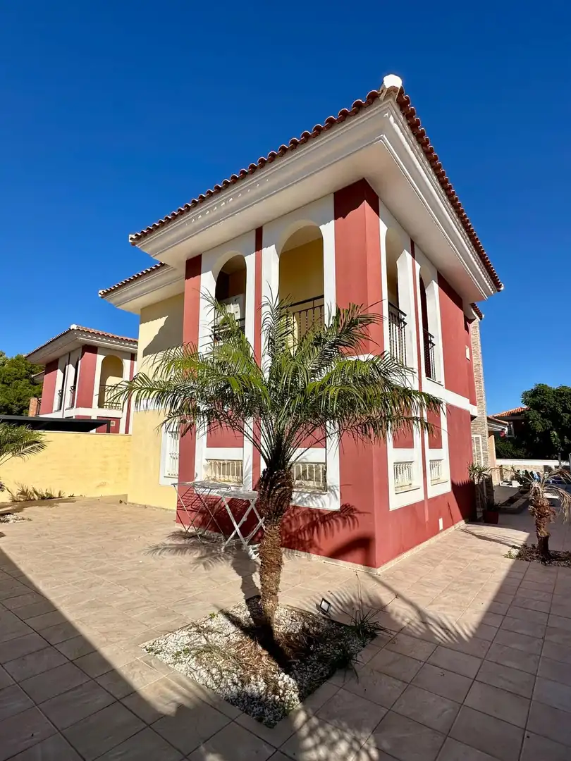 Haus oder Chalet zur Miete in Calle GARDENIA, La Conarda - Montesano