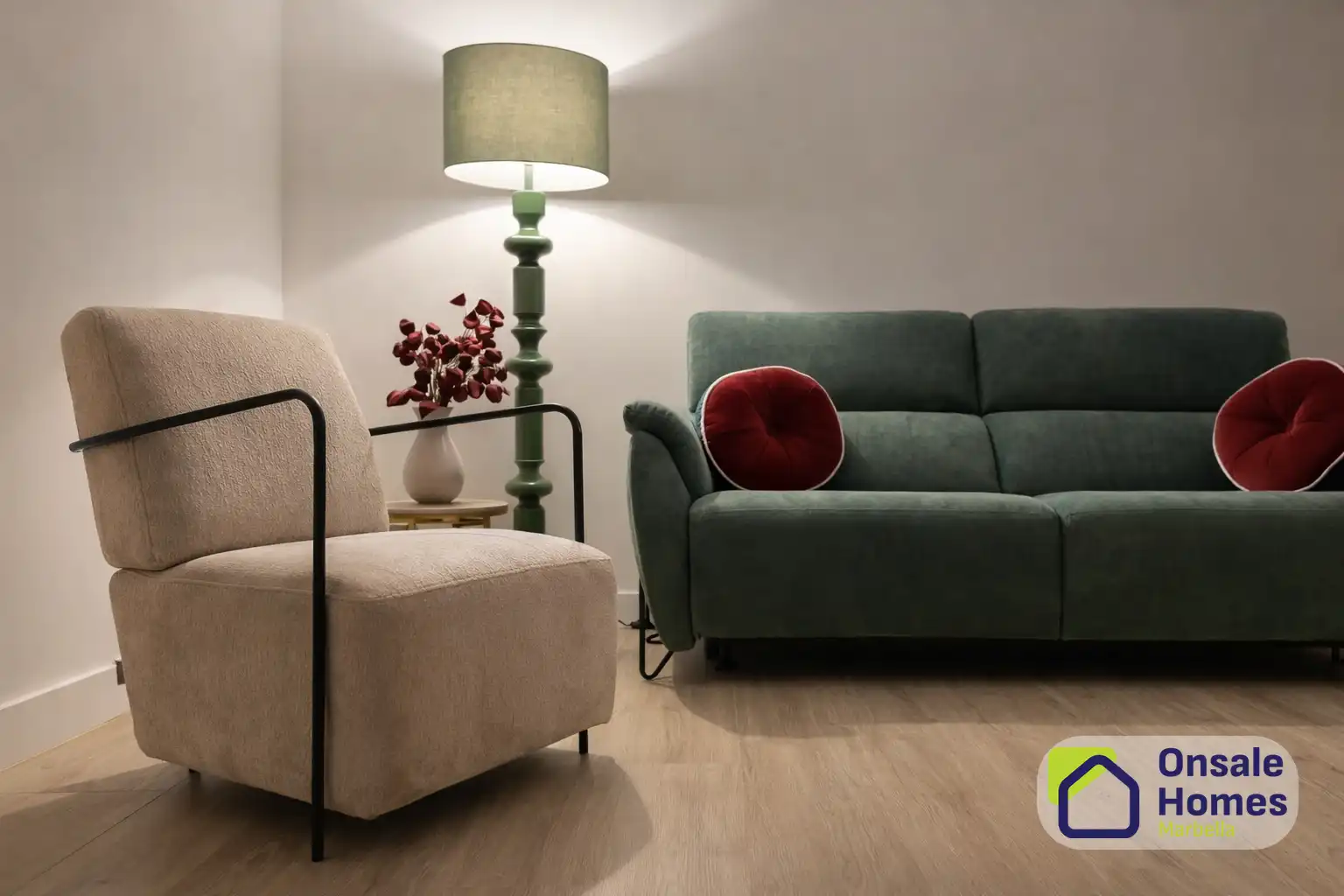 Sala de estar de Casa o chalet en venta en Marbella con Aire acondicionado, Jardín privado y Terraza