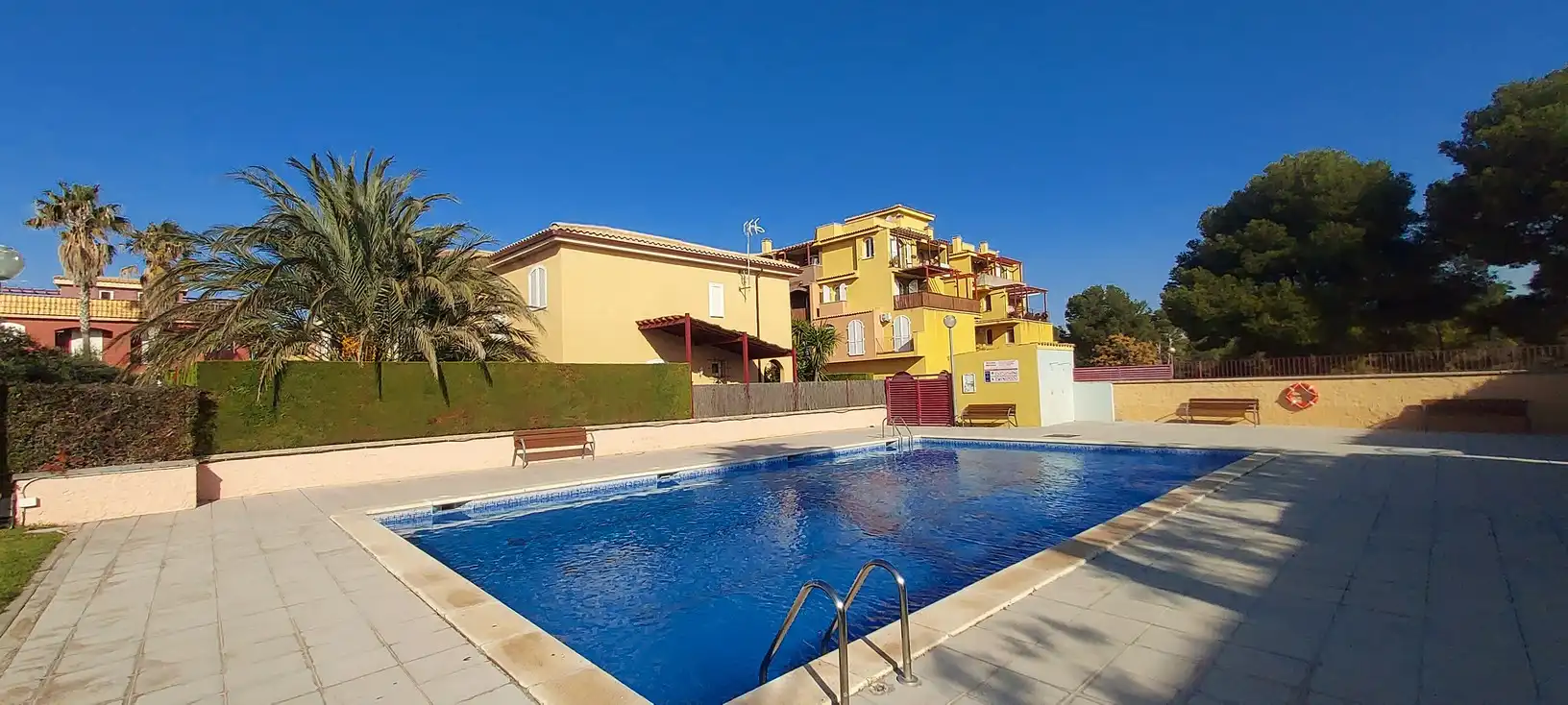 Semi-detached house with pool for sale in Platja de Mont-roig, imagen 5
