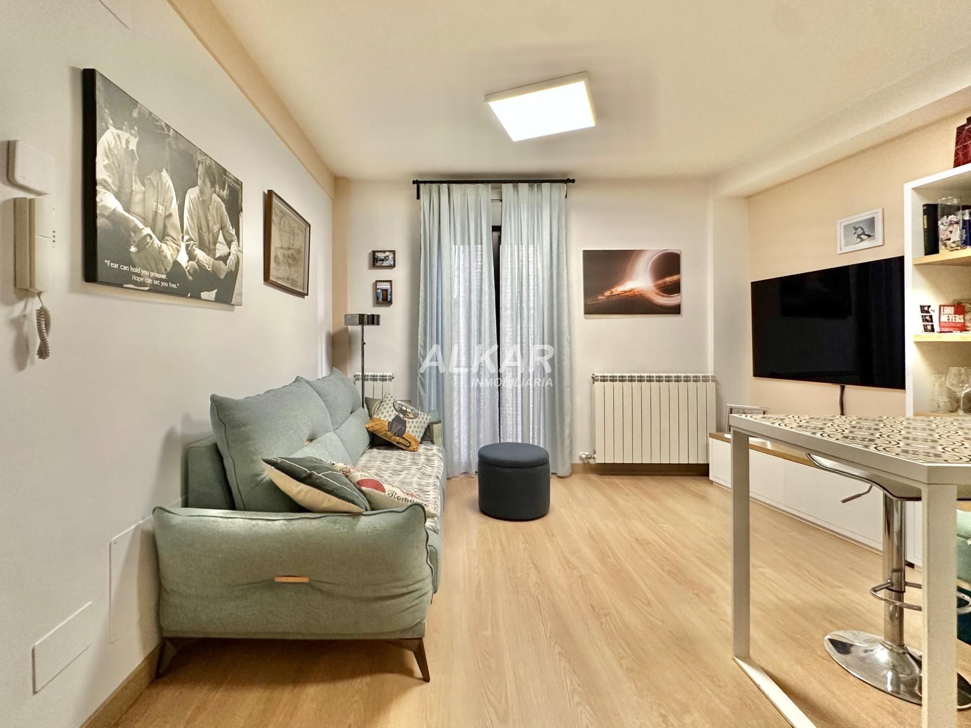 Sala d'estar de Pis en venda en Tudela amb Calefacció, Parquet i Terrassa