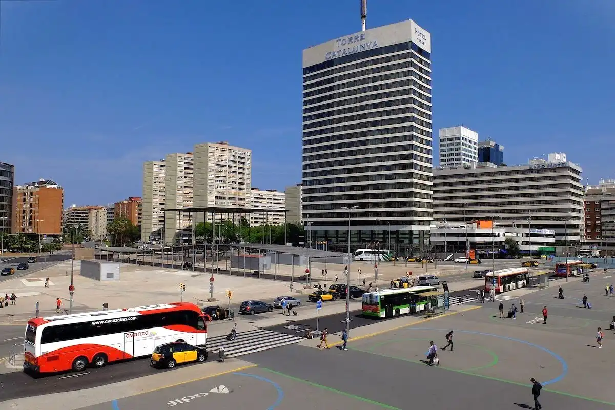 Vista exterior de Estudio de alquiler en Barcelona con Calefacción, Amueblado y Lavadora