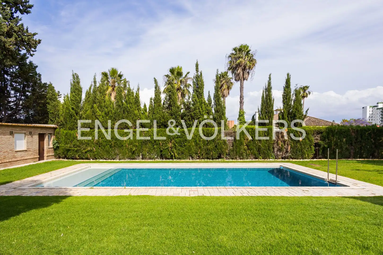 Piscina de Finca rústica en venta en Jerez de la Frontera con Aire acondicionado, Calefacción y Jardín privado